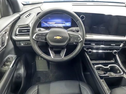New 2026 Chevrolet Traverse LT w/ LPO, Floor Liner Package FWD image 12