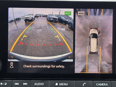 Used 2021 Nissan Rogue SV w/ Premium Package image 12