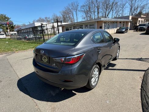Used 2016 Scion iA FWD image 5