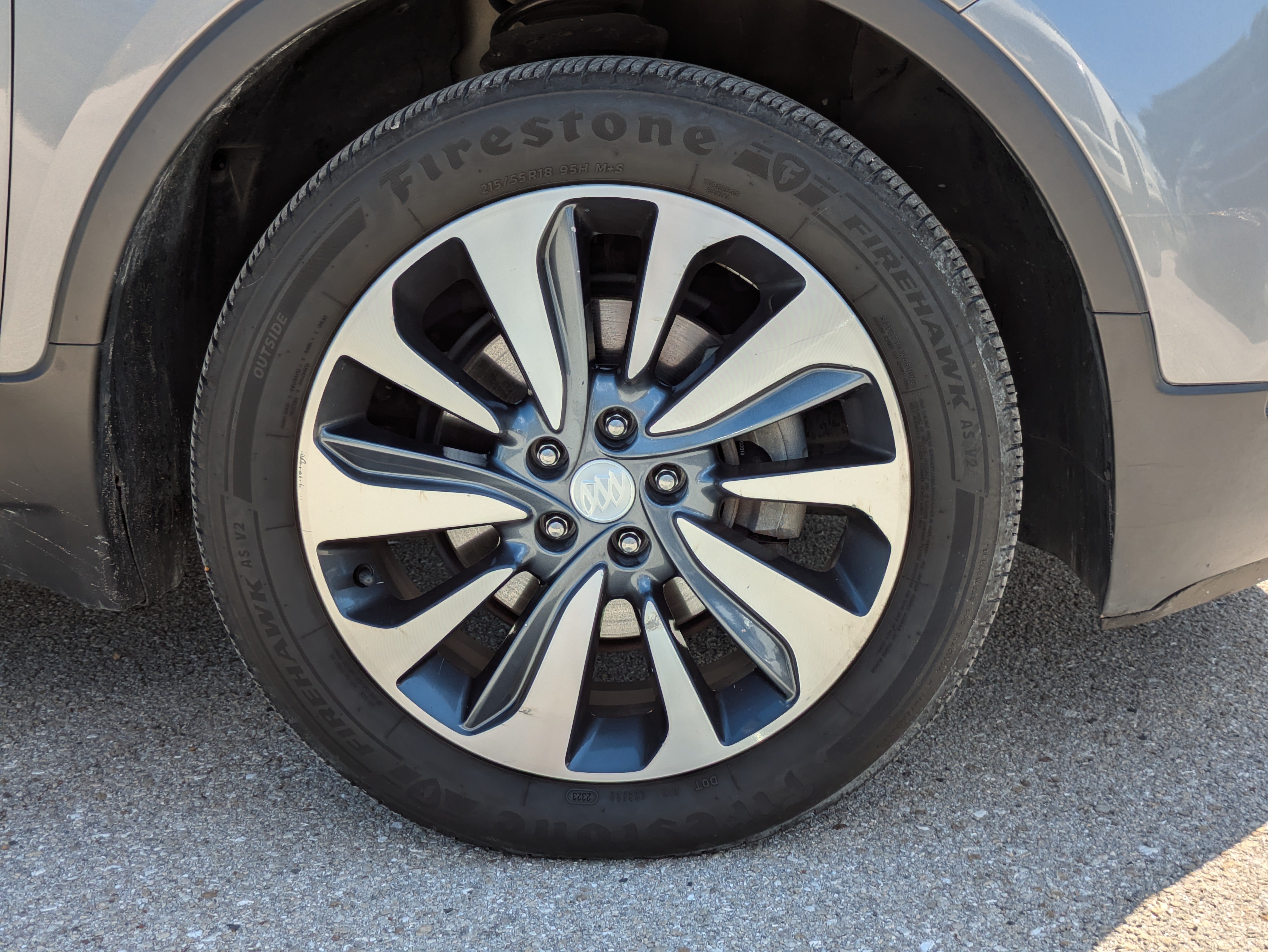Used 2020 Buick Encore Essence FWD image 14