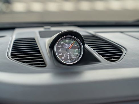 Certified 2013 Porsche 911 Carrera S image 17