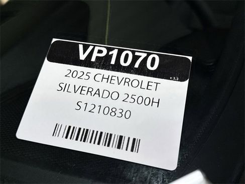 Used 2025 Chevrolet Silverado 2500 ZR2 w/ Technology Package image 33