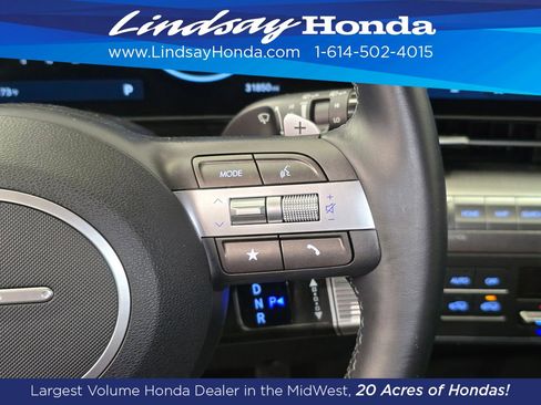 Used 2025 Hyundai Kona SEL AWD/4WD image 16