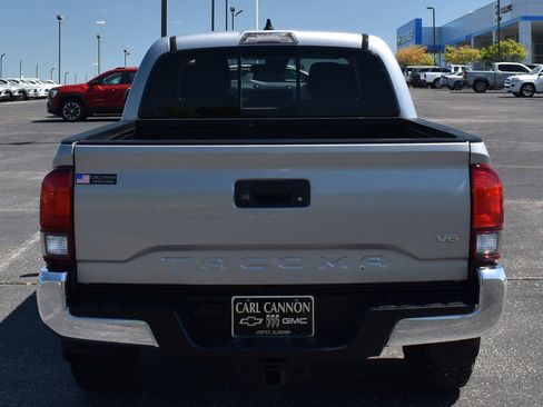 Used 2021 Toyota Tacoma SR5 image 6