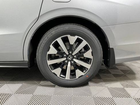 New 2026 Honda Odyssey EX-L image 18