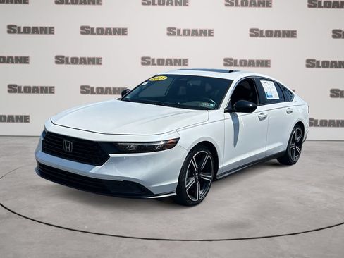 Used 2023 Honda Accord Sport image 1