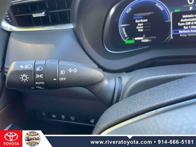Certified 2024 Toyota Venza Limited AWD/4WD image 23