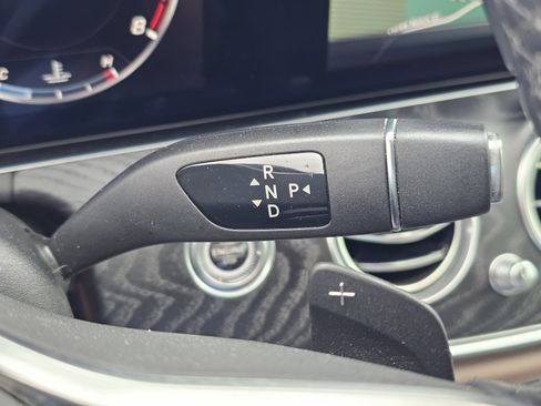 Used 2020 Mercedes-Benz E 350 Sedan image 23