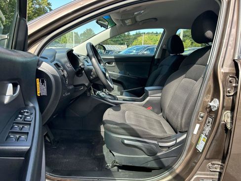 Used 2011 Kia Sportage LX w/ Convenience Pkg image 14
