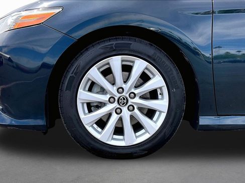 Used 2018 Toyota Camry XLE w/ Audio Package FWD image 8