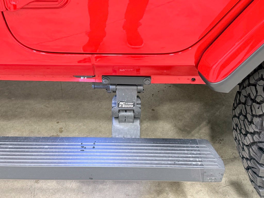 Used 2026 Jeep Wrangler Unlimited Rubicon AWD/4WD image 25