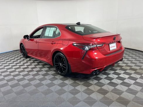 Used 2022 Toyota Camry XSE image 13