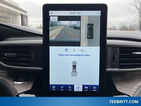 Certified 2022 Ford Explorer Platinum w/ Equipment Group 601A image 35