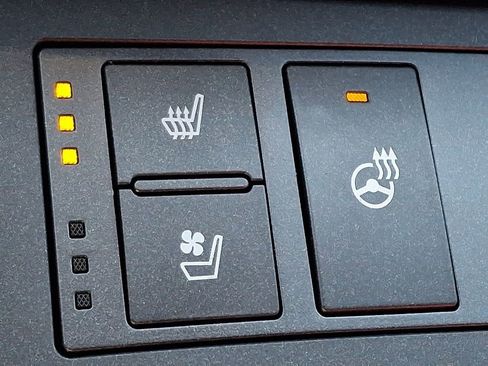 Used 2025 Lexus IS 350 F Sport image 26