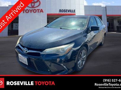 Used 2015 Toyota Camry SE w/ Moonroof Package