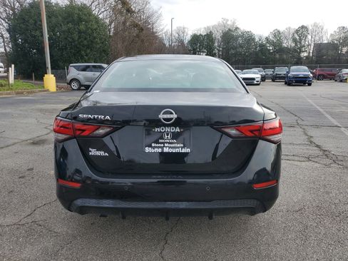 Used 2024 Nissan Sentra S image 5