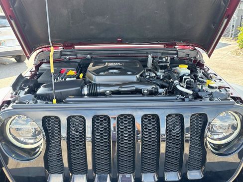 Used 2021 Jeep Wrangler Sport AWD/4WD image 28