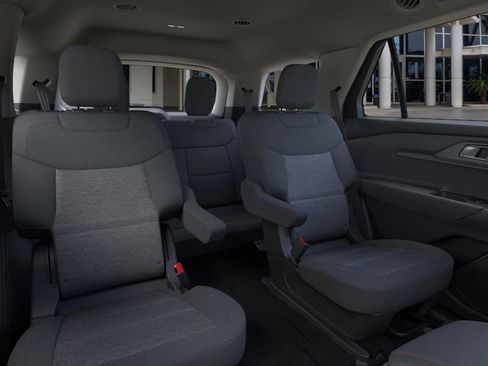 New 2026 Ford Explorer Active image 11