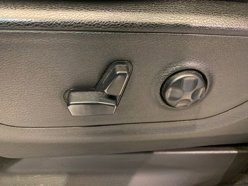 Used 2020 RAM 1500 Big Horn image 16