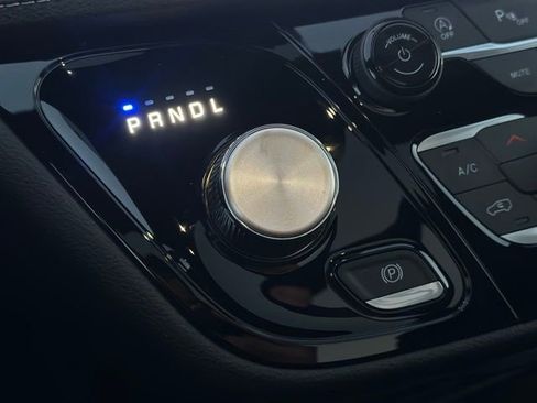 New 2026 Chrysler Pacifica Select w/ S Appearance Package image 13