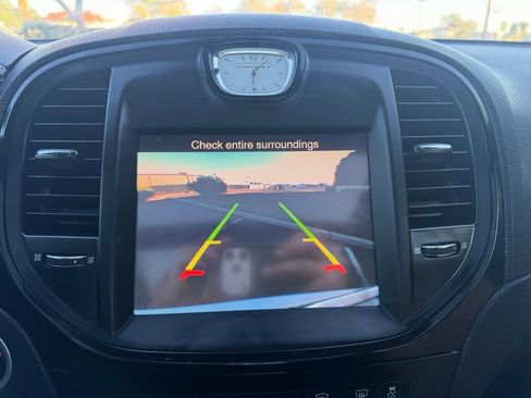 Used 2014 Chrysler 300 S w/ Luxury Group image 38