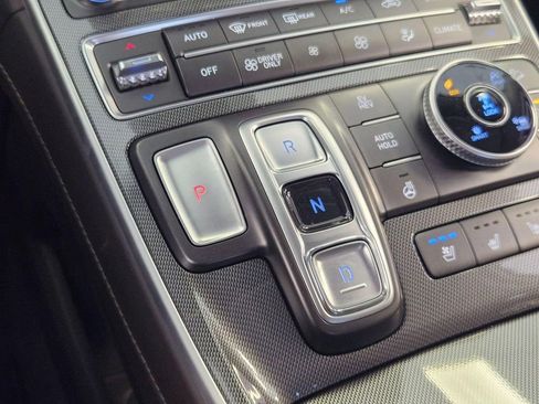 Used 2023 Hyundai Santa Fe Limited image 20