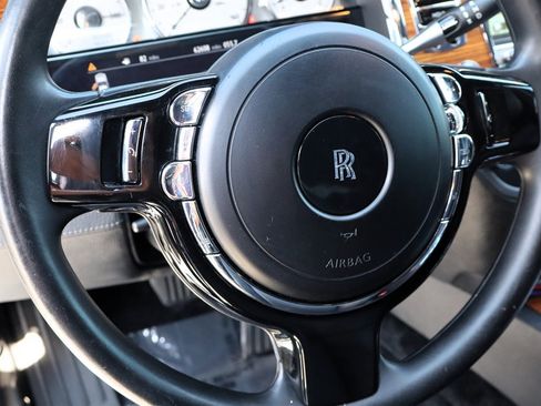 Used 2011 Rolls-Royce Ghost RWD image 57