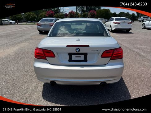 Used 2011 BMW 335i Convertible RWD image 4
