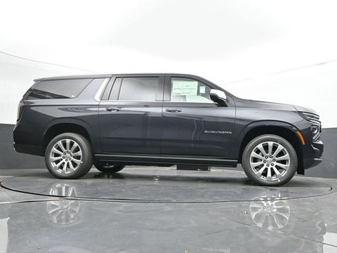 New 2026 Chevrolet Suburban High Country image 57