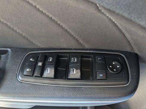 Used 2015 Dodge Charger R/T w/ Plus Group RWD image 39