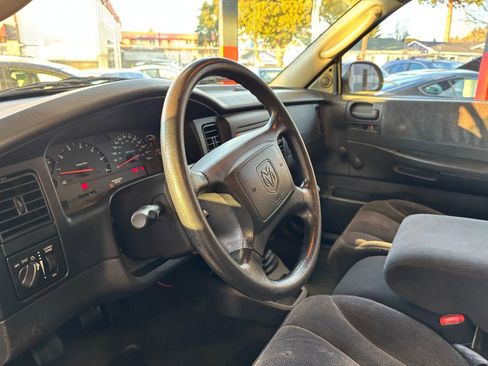 Used 2004 Dodge Dakota Sport w/ Trailer Tow Group image 17