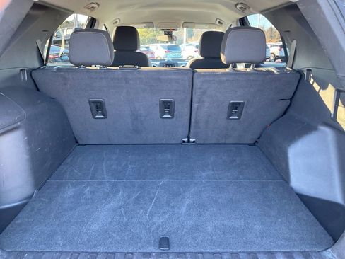 Used 2024 Chevrolet Equinox LT image 25