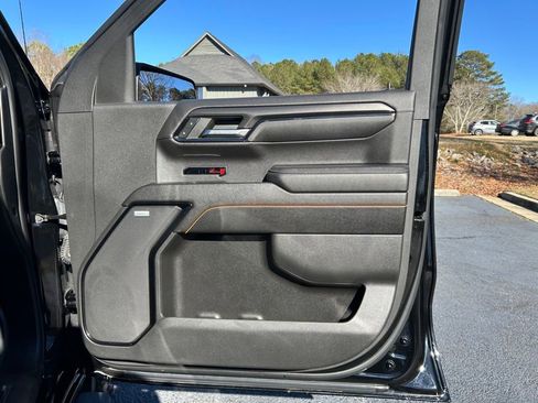 Used 2023 GMC Sierra 1500 AT4 w/ AT4 Premium Package image 60