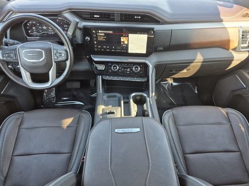 Used 2024 GMC Sierra 2500 Denali w/ Denali Reserve Package AWD/4WD image 20