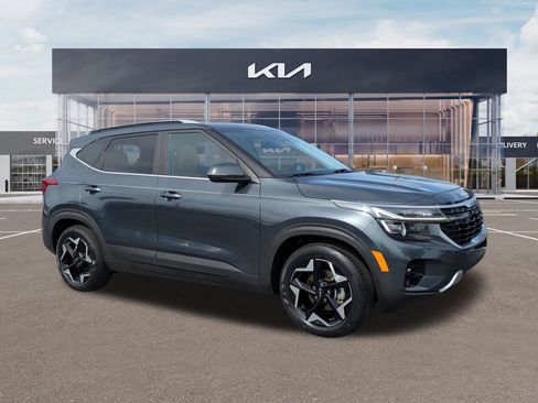 Certified 2024 Kia Seltos EX FWD image 1
