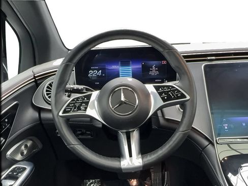 Used 2023 Mercedes-Benz EQE 350+ SUV w/ Exclusive Trim Package image 34