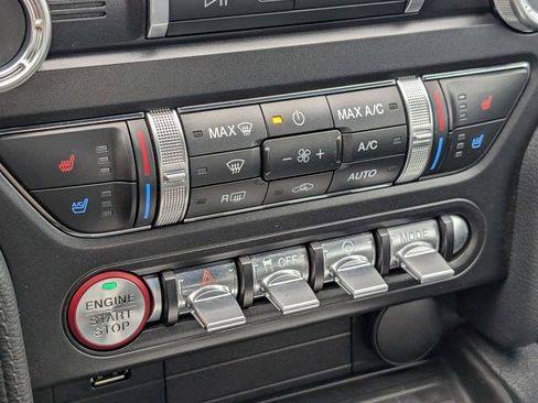 Used 2022 Ford Mustang GT Premium RWD image 39