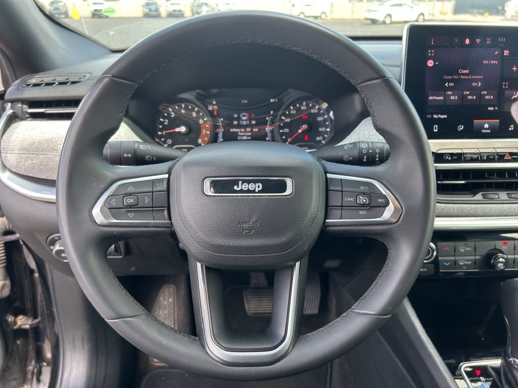 Used 2024 Jeep Compass Latitude AWD/4WD image 20