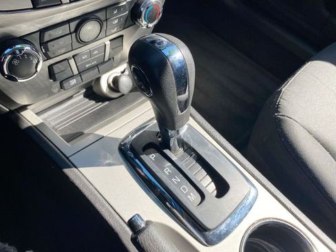 Used 2012 Ford Fusion SE FWD image 34