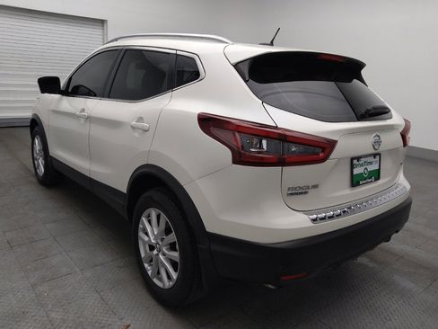 Used 2022 Nissan Rogue Sport SV w/ Technology Package FWD image 5