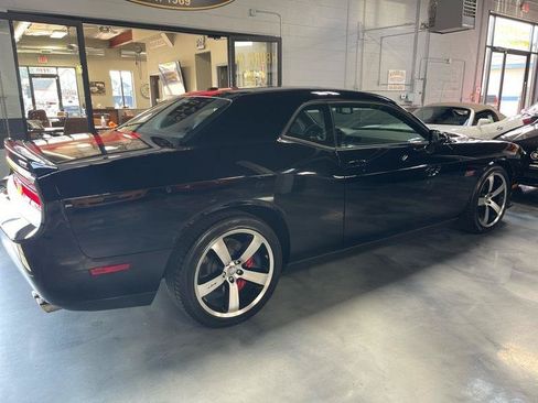 Used 2012 Dodge Challenger SRT8 RWD image 10