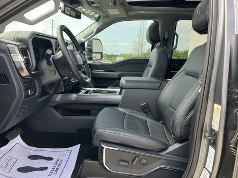 Used 2024 Ford F250 Lariat w/ Lariat Ultimate Package image 22