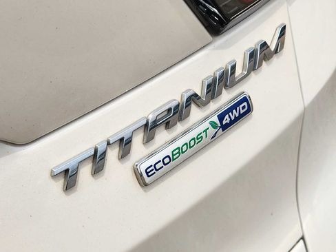Used 2017 Ford Escape Titanium AWD/4WD image 11