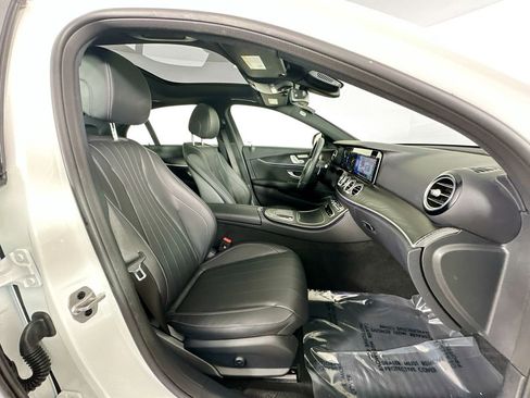 Used 2023 Mercedes-Benz E 350 4MATIC Sedan image 29