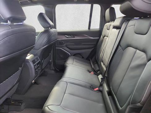 New 2026 Jeep Grand Cherokee Limited Reserve image 13