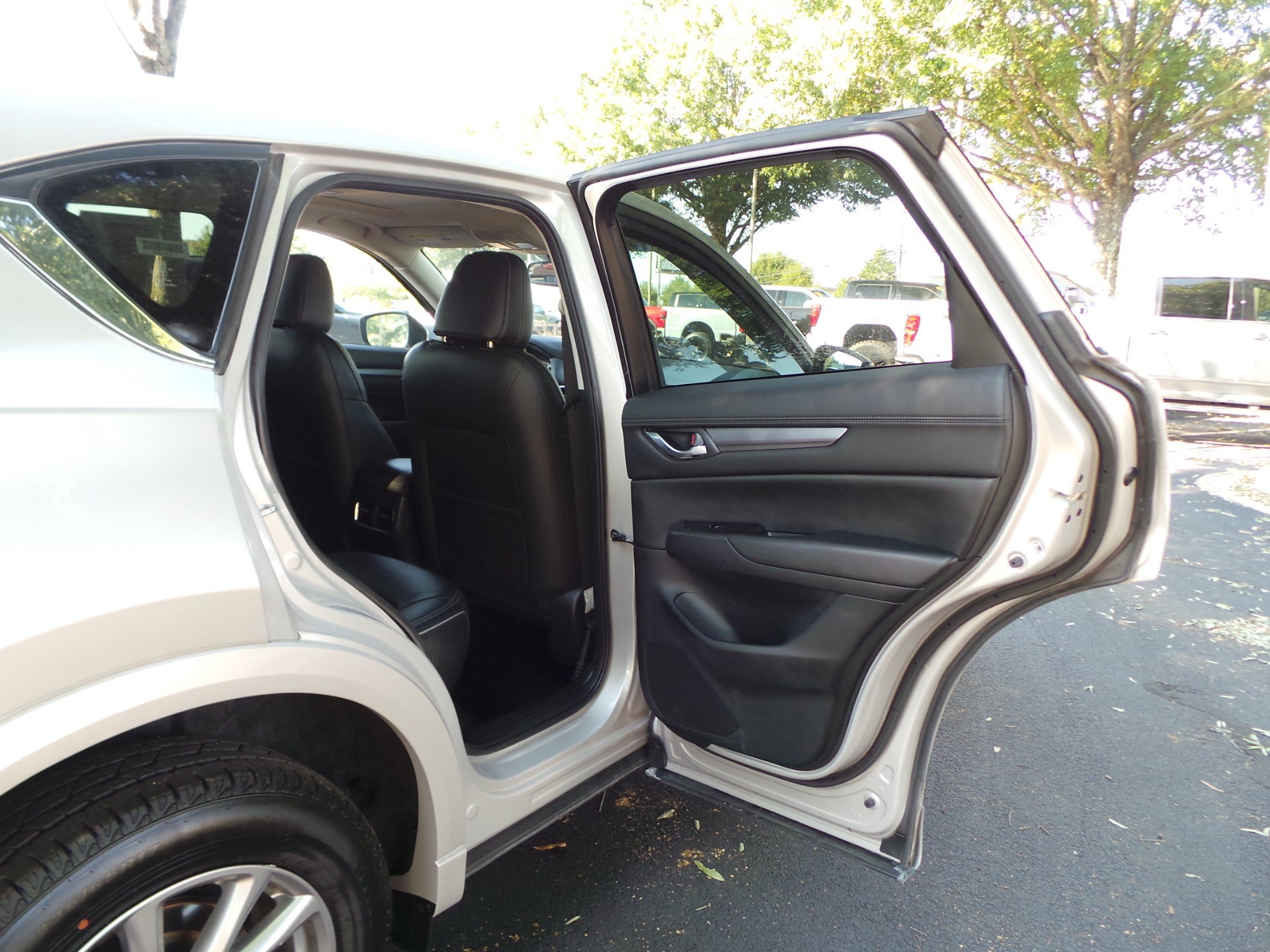 Certified 2025 MAZDA CX-5 AWD 2.5 S w/ Preferred Package image 32