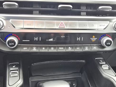 Used 2024 Kia Telluride S w/ S Sunroof Package image 29