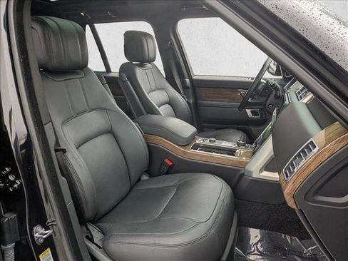 Used 2019 Land Rover Range Rover HSE image 22