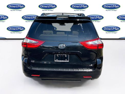 Used 2020 Toyota Sienna LE FWD image 6