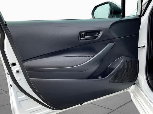 Used 2026 Toyota Corolla LE FWD image 21